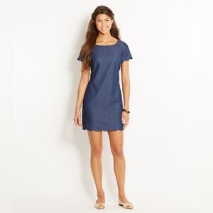 Vineyard Vines Chambray Scalloped dress